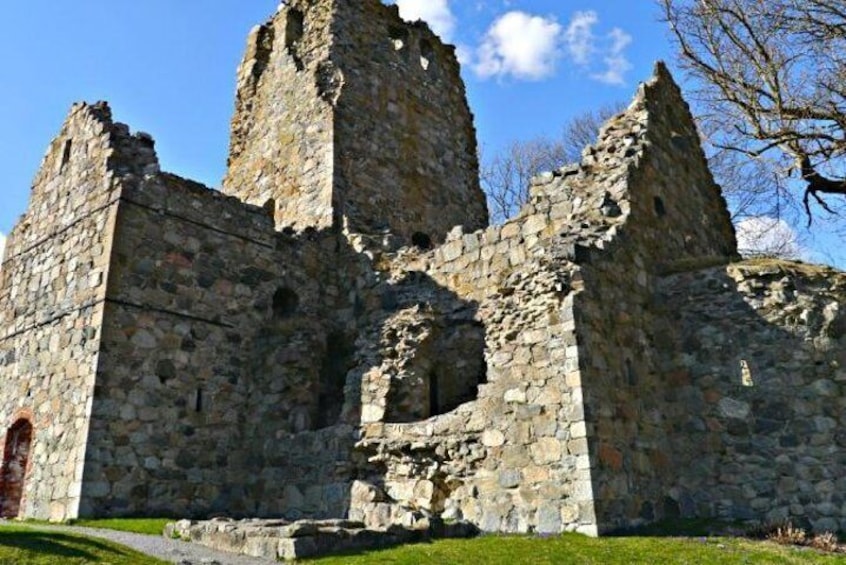 Church ruin in Sigtuna from the 12th century. 