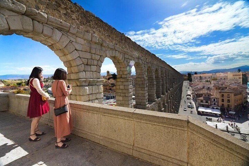 El Escorial, Valley of the Fallen & Segovia day tour from Madrid
