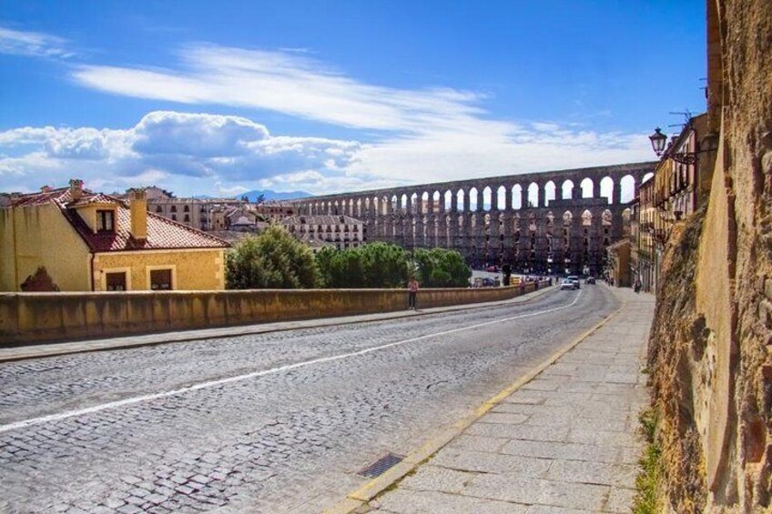 Segovia Half Day Afternoon Tour from Madrid with Alcazar Admission