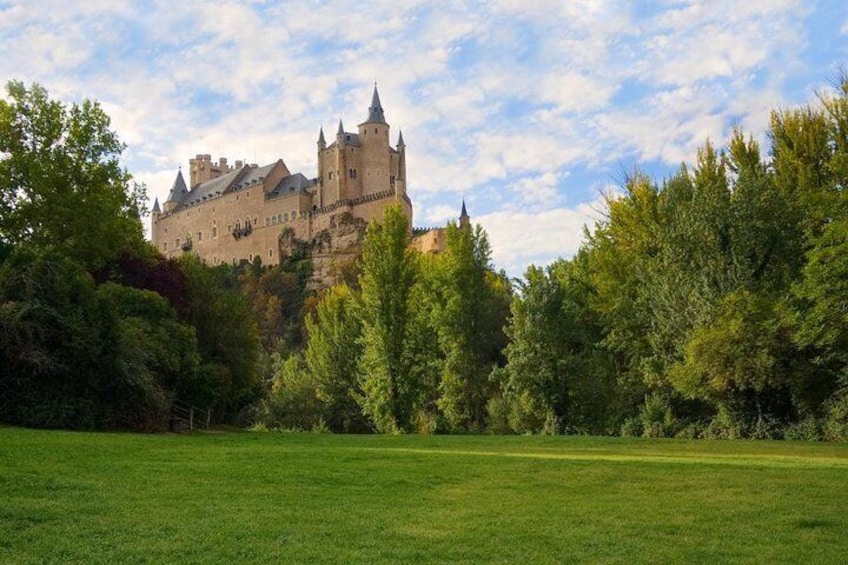Segovia Tour from Madrid including Alcazar Admission