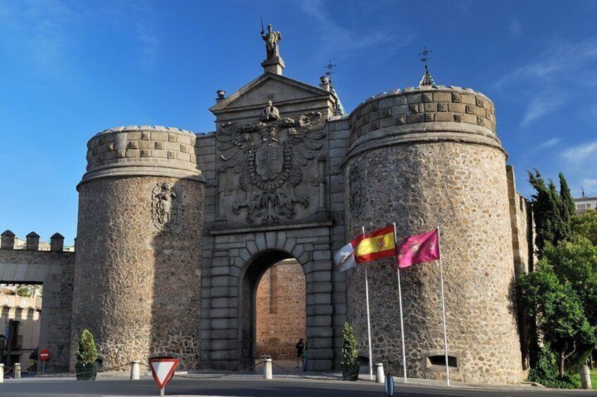 Toledo and Segovia from Madrid with Optional Lunch