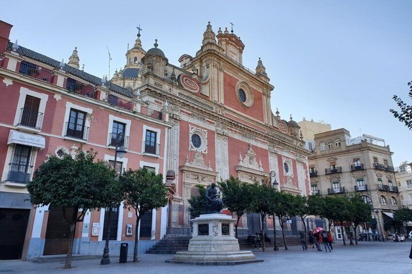 Sevilla Food Tour - Tapas,wine, History & Traditions