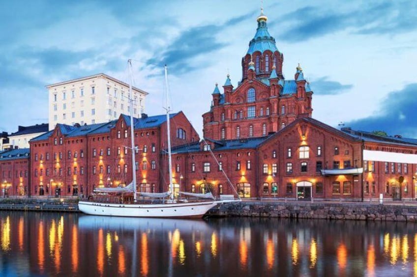 Helsinki Grand Tour with Private Guide by VIP Car 