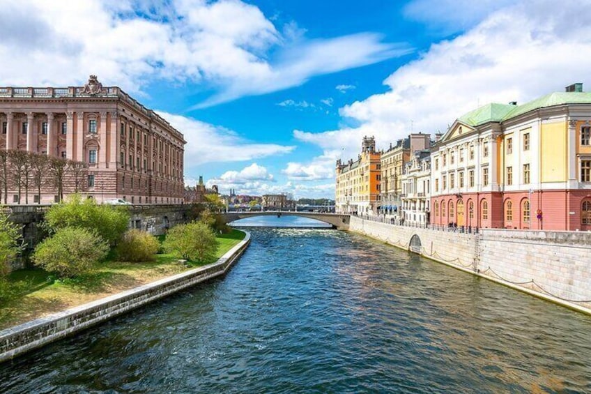 Stockholm Grand Sightseeing + Drottningholm Palace PRIVATE