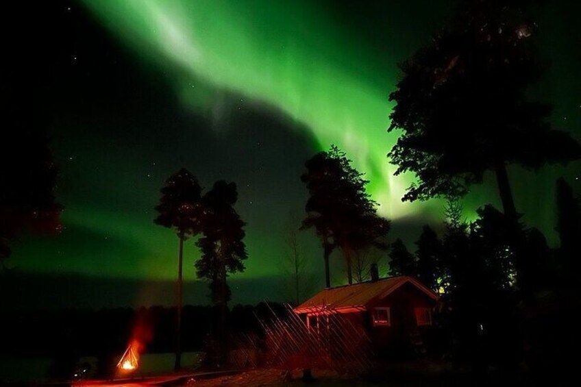 Aurora Borealis Dinner in a Glass Igloo