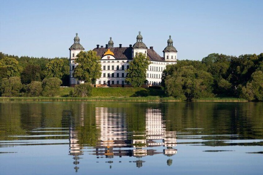 Stockholm Tour + Drottningholm Palace by VIP car PRIVATE Guide