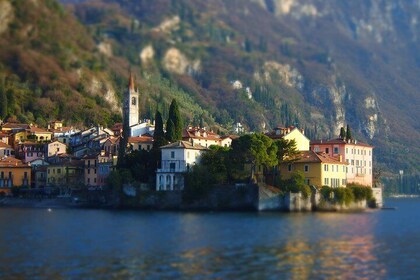 Comosjøen - Varenna og Bellagio eksklusiv heldagstur