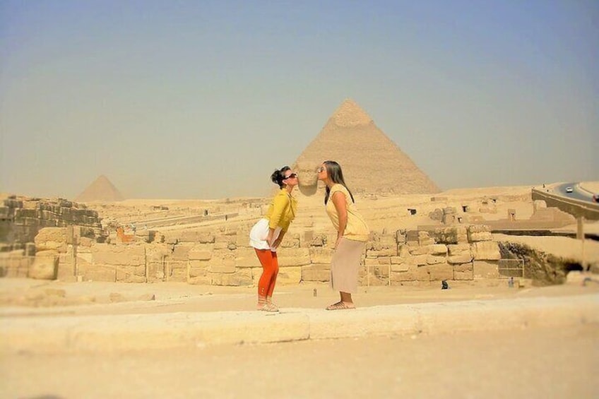 Full-Day Tour Giza Pyramids, Sphinx, Memphis, and Saqqara