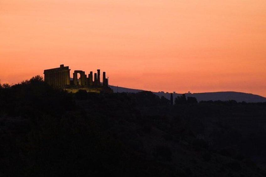 Sunset tour of the Valley of the Temples