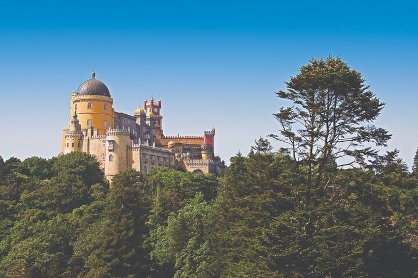 Sintra and Cascais Customizable Full Day Tour with Private Driver