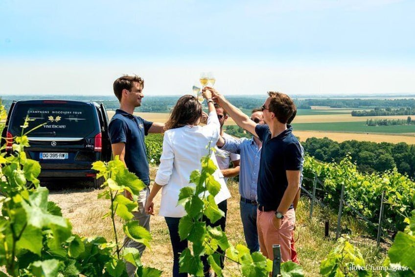 Champagne Discovery from Paris