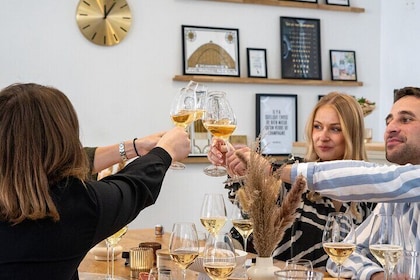 Reims: Morning Champagne Tasting & Workshop