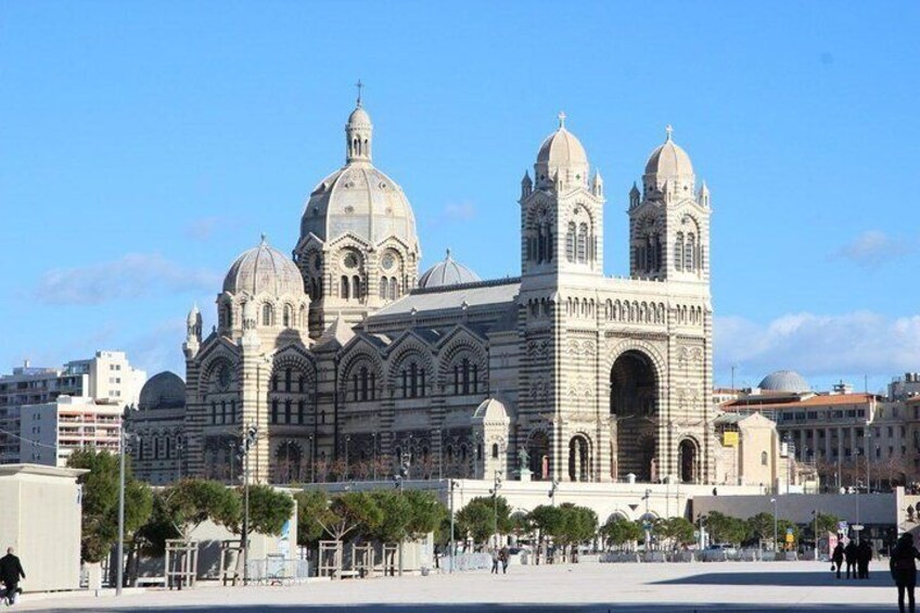 Aix en Provence & Marseille Tour
