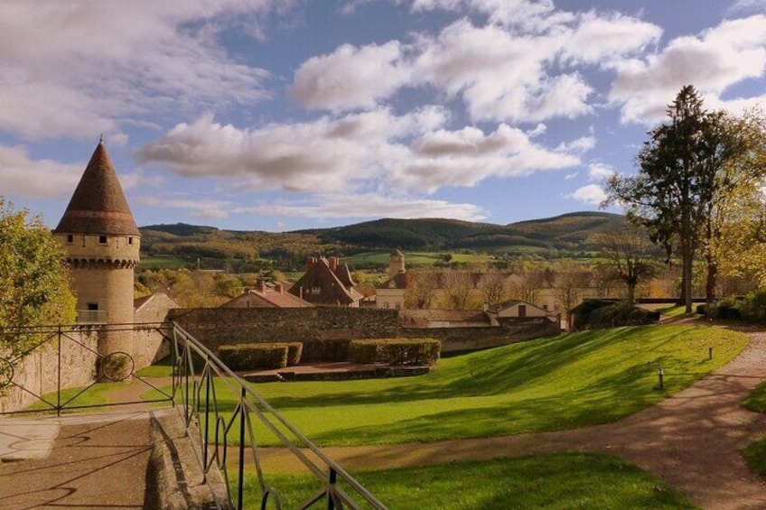 Cluny abbey private guided tour with your official tour guide !