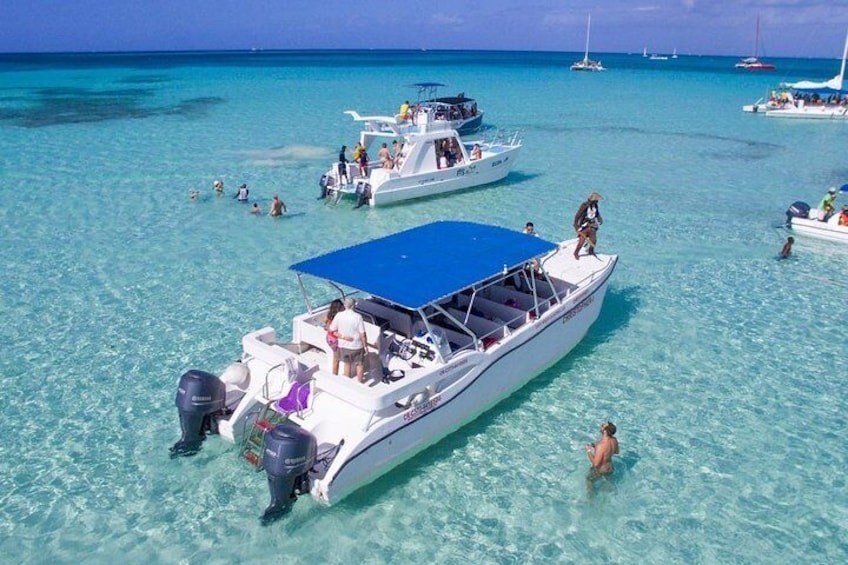 Speed boat Saona Island