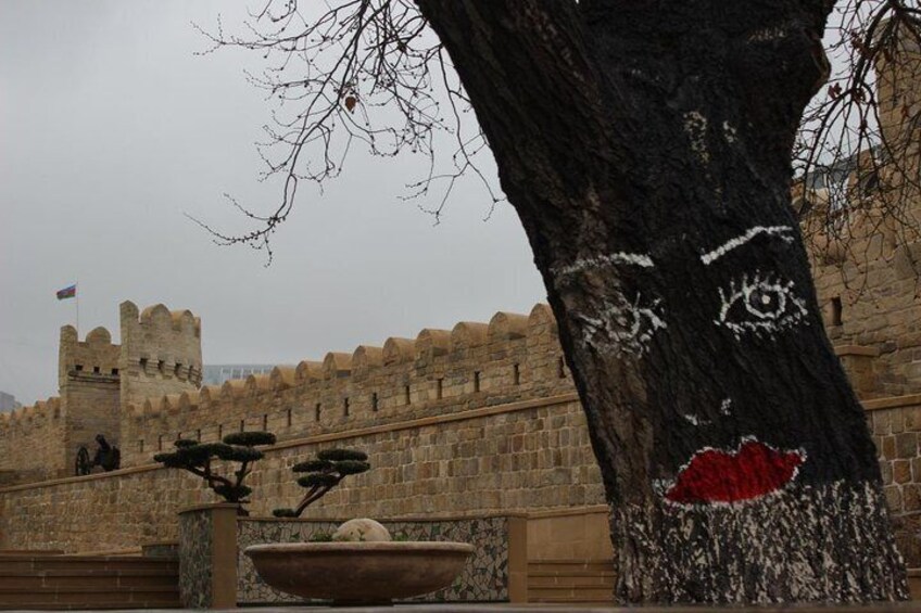 Old and Modern Baku City Tour