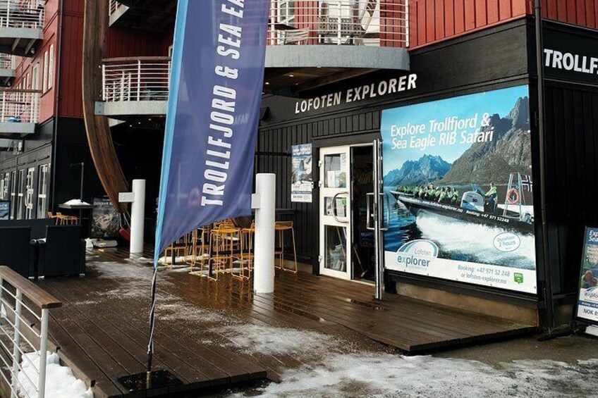 Trollfjord and Sea Eagle Safari Tour from Svolaer