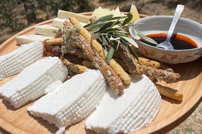 Cretan cheese platter - contact us to organise a lunch or snack at the mill 