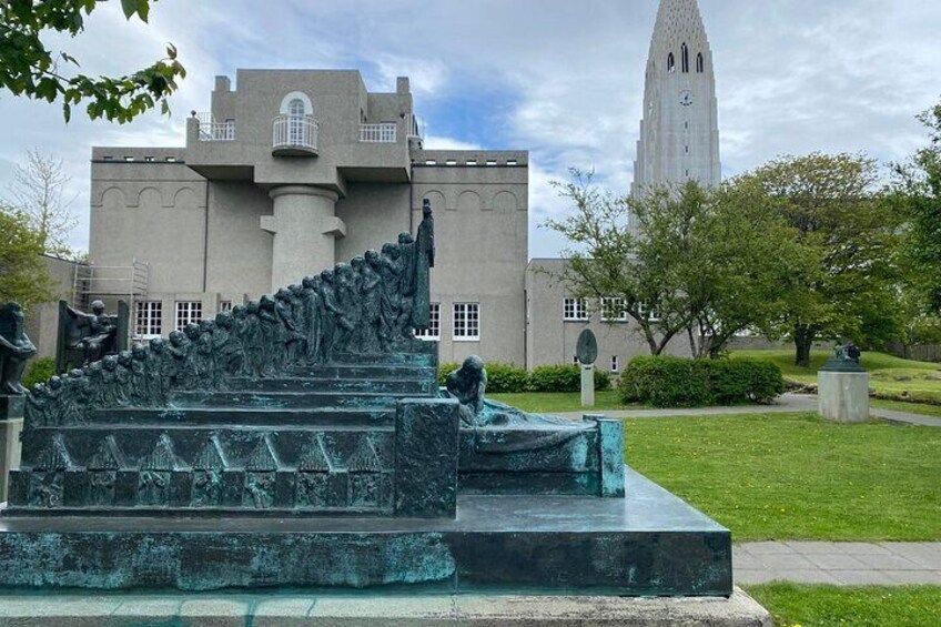 Walking tour of Reykjavik city