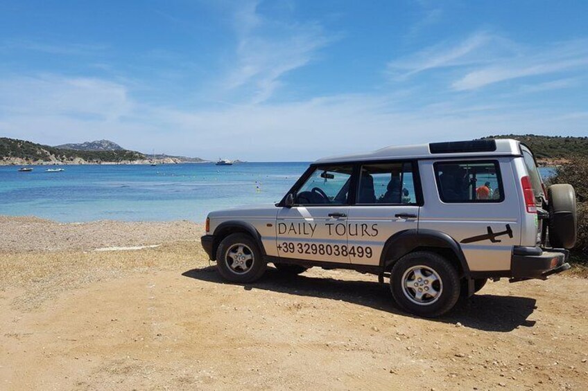 Cagliari: Amazing Jeep Tour of Sardinia's Hidden Beaches from Chia