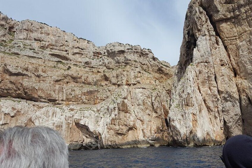 Cagliari: Day Trip to Cave of Neptune