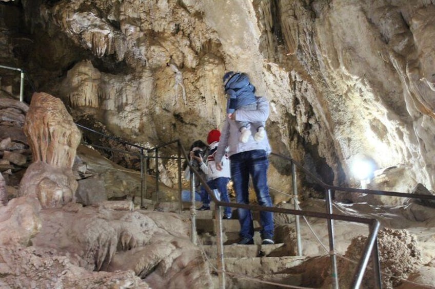 Cagliari: Full-Day Porto Flavia and Zuddas Caves Private Tour from Chia