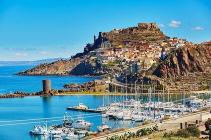 Cagliari: Castelsardo en de Pyramide van Sardinië