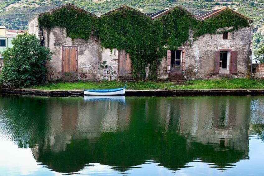 Cagliari: Amazing Bosa and Prehistoric Sardinia