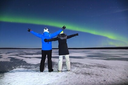 Viaje a la aurora boreal en Lapland Lakeside