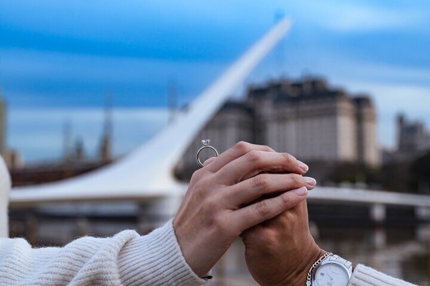 Surprised proposal - Puerto Madero