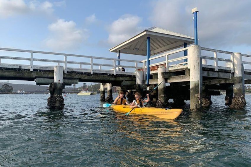 Batemans Bay Sunset Pizza Kayak Tour - Float and Feast