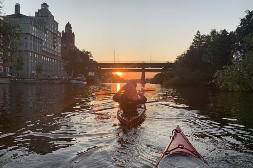 Sunset Kayak Tour in Central Stockholm and Swedish Fika