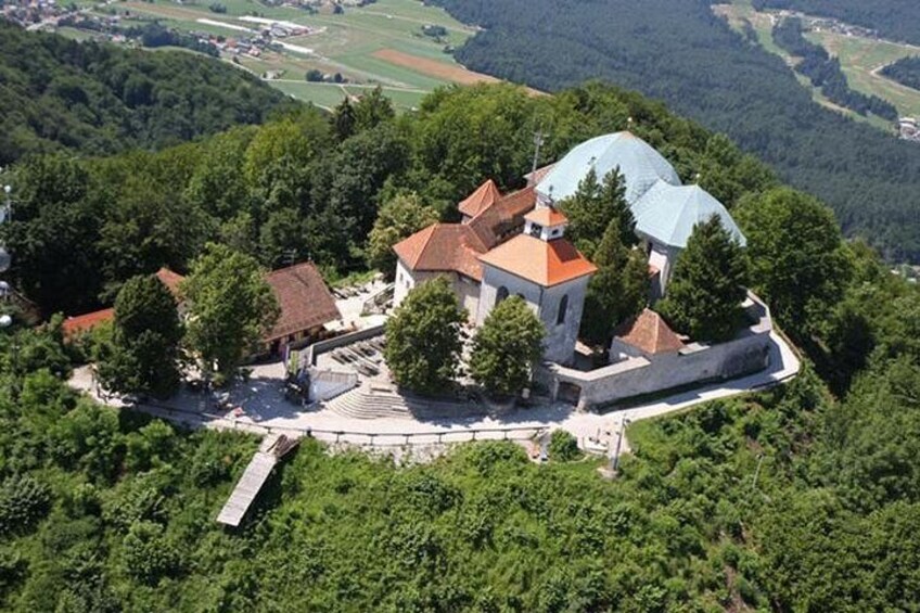 Hiking on the edge of Ljubljana_Smarna gora