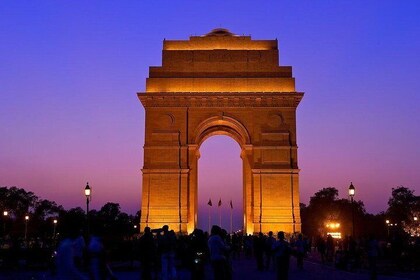 Full One Day Private Tour of Delhi by Car-With live commentary Guide