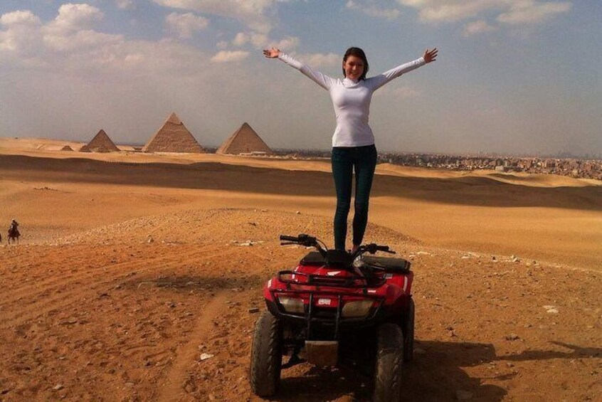 Quad bike ride in the pyramids of Giza