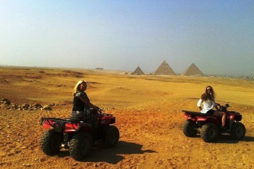 Quad bike ride in the pyramids of Giza