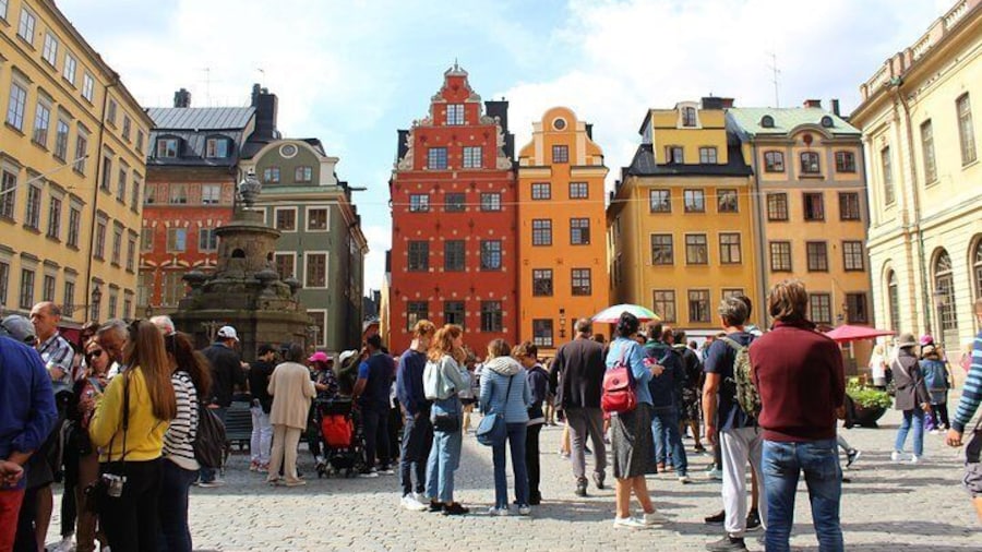 Walking Tour of Stockholm Old Town