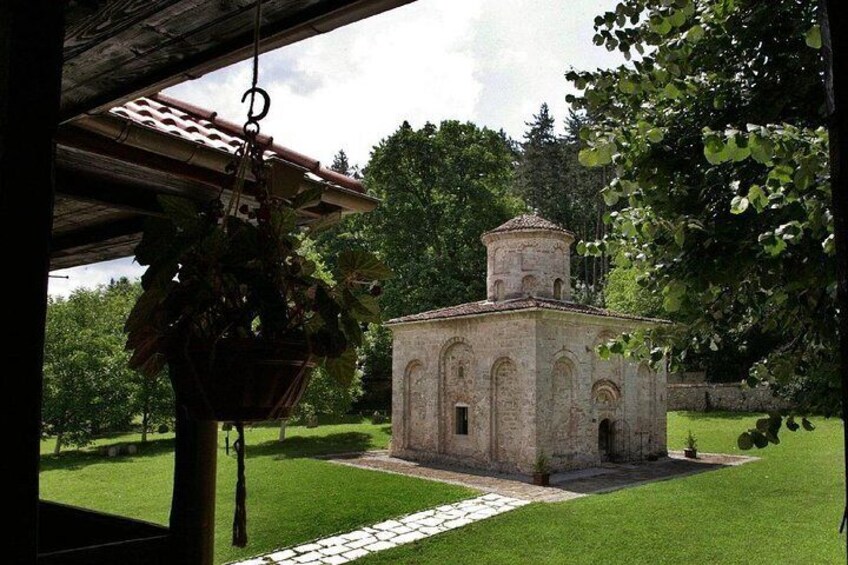 Zemen Monastery
