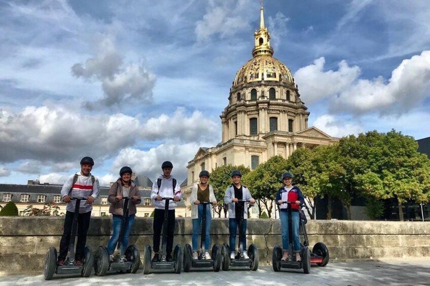 Paris City Sightseeing Half Day Guided Segway Tour with a Local Guide