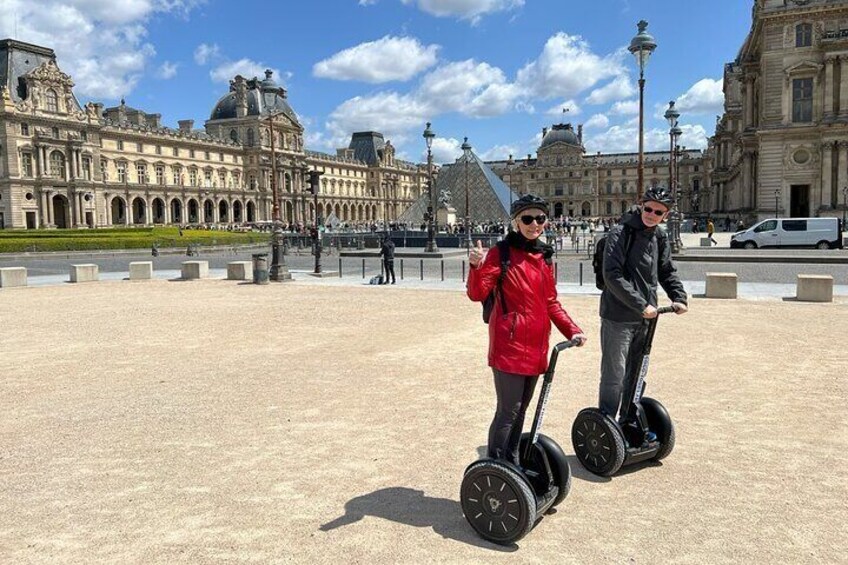 Paris City Sightseeing Half Day Guided Segway Tour with a Local Guide