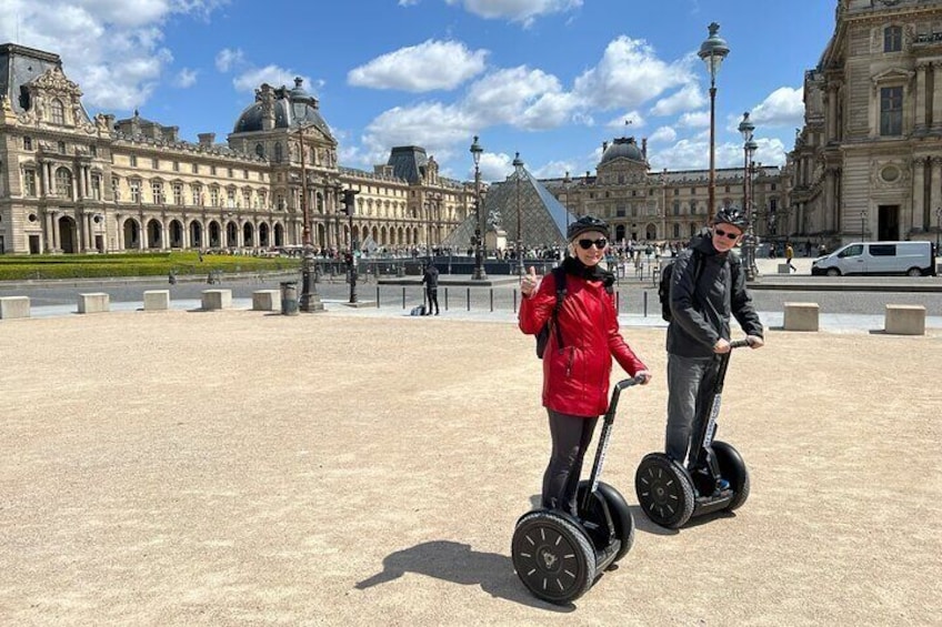 Paris City Sightseeing Half Day Guided Segway Tour with a Local Guide
