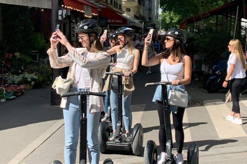 Paris City Sightseeing Half Day Guided Segway Tour with a Local Guide