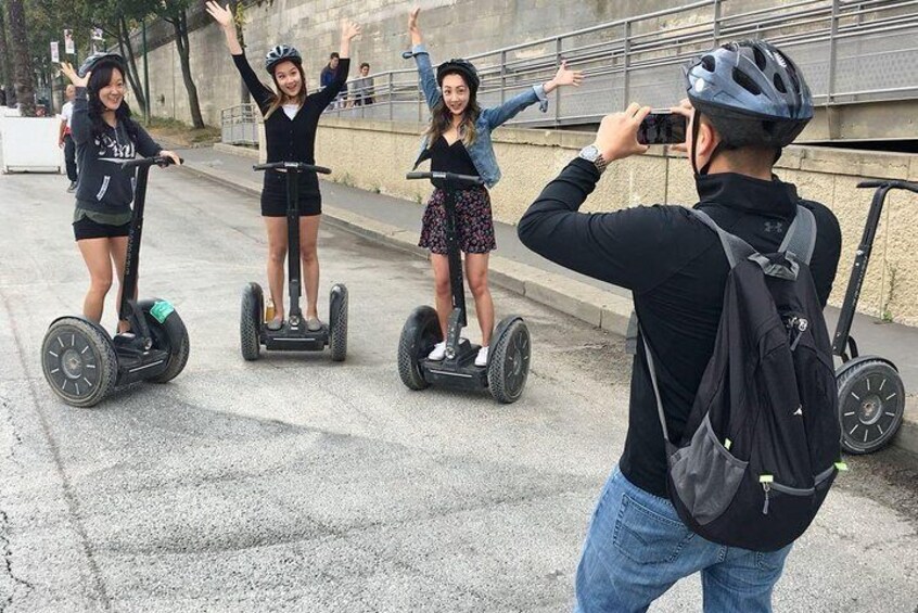 Paris City Sightseeing Half Day Guided Segway Tour with a Local Guide