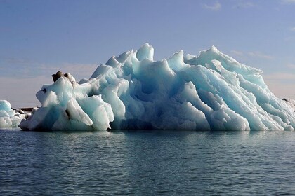 Glacier Lagoon & South Coast. Private Day Tour