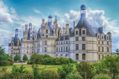 Day Tour of Chateaux of Chenonceau, Chambord & Caves Ambacia from Tours/Amb...