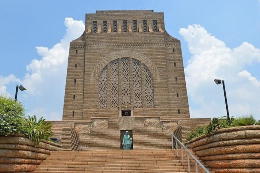 Entrance to the Voortrekker Monument 