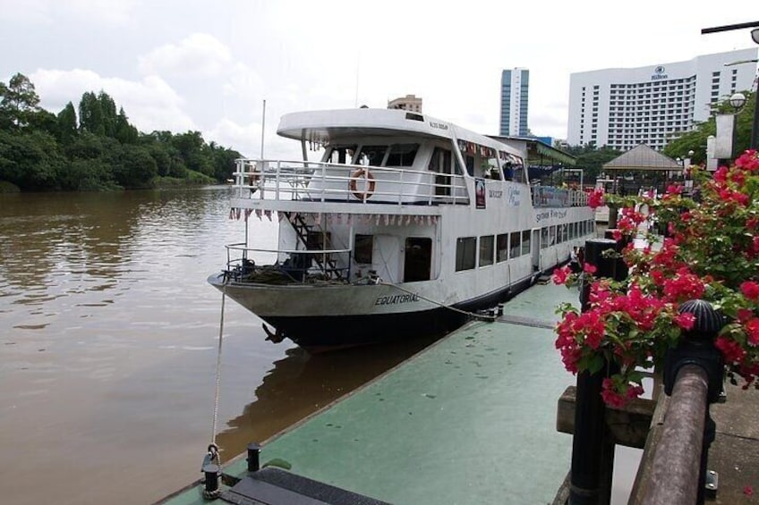 Sarawak Sunset River Cruise with Return Transfer