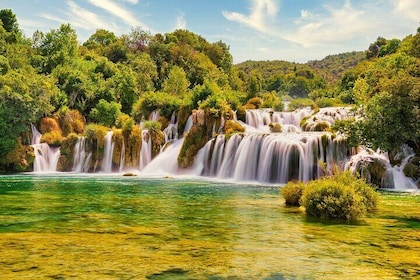 Excursión de medio día a NP Krka desde Zadar