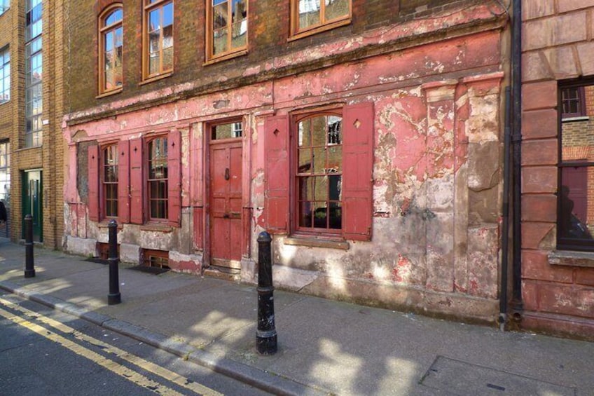 Another of the old houses that we pass in the course of the tour.