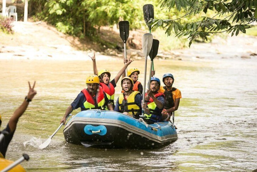 Private Transfer to Gopeng White River Rafting Tour